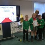 Cydnabyddiaeth i ysgolion mewn gwobrau iaith Gymraeg