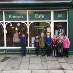 Disgyblion Wrecsam ymhlith y goreuron am ailgylchu