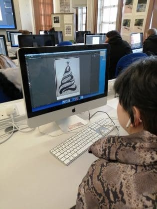 Coleg Cambria