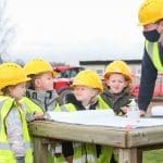 Mae gwaith yn mynd rhagddo yn ysgol Parc Borras i greu ysgolion Cynradd Cymunedol a Chyfrwng Cymraeg