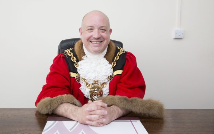 Outgoing Mayor, Cllr Rob Walsh