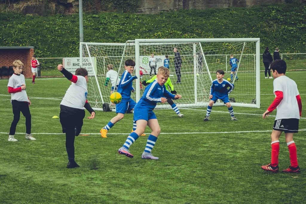 Galeri Luniau - Twrnamaint Pêl-droed Ysgolion #Wrecsam2025