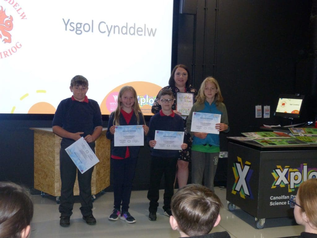 Canolfan Darganfod Gwyddoniaeth Xplore! yn cynnal ei ddigwyddiad dathlu cyntaf ar ôl gweithdy lleihau carbon