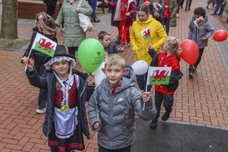 Dathliadau Dydd Gŵyl Dewi Wrecsam 2025