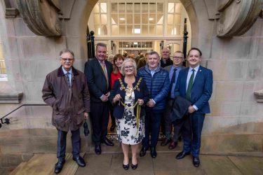 Hyb diwydiannau creadigol wedi agor yn swyddogol yn Wrecsam