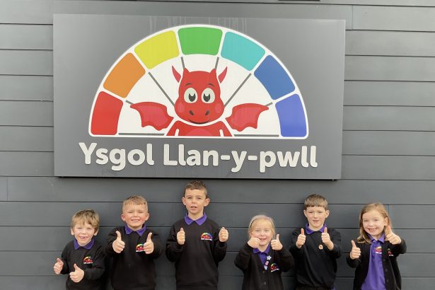 Pupils at Ysgol Llan y Pwll