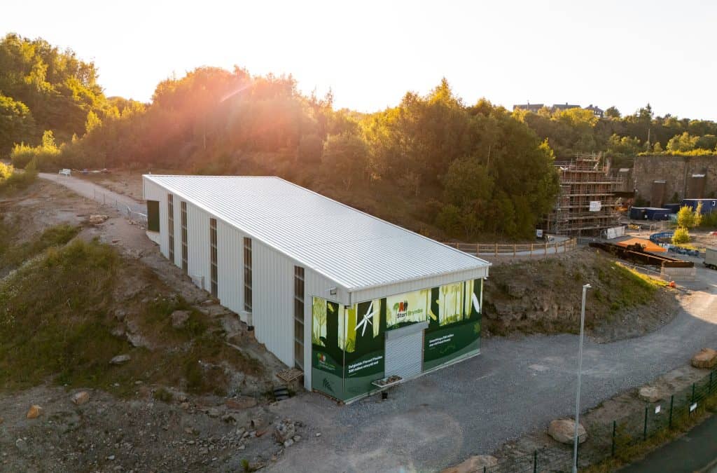 300 miliwn o flynyddoedd o hanes Wrecsam mewn arddangosfa yn y Ganolfan Gwybodaeth i Ymwelwyr