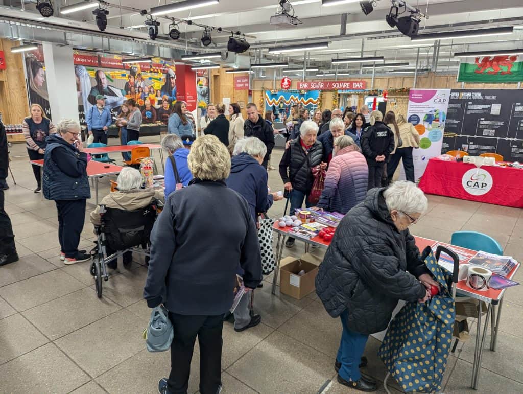 Lansio Siarter Diogelwch Menywod yn y Nos Gogledd Cymru yn Nhŷ Pawb