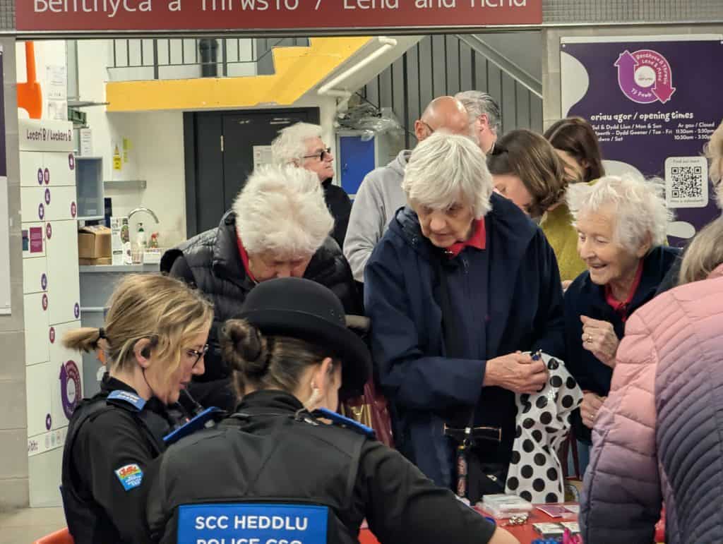 Lansio Siarter Diogelwch Menywod yn y Nos Gogledd Cymru yn Nhŷ Pawb