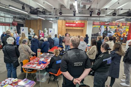 Lansio Siarter Diogelwch Menywod yn y Nos Gogledd Cymru yn Nhŷ Pawb