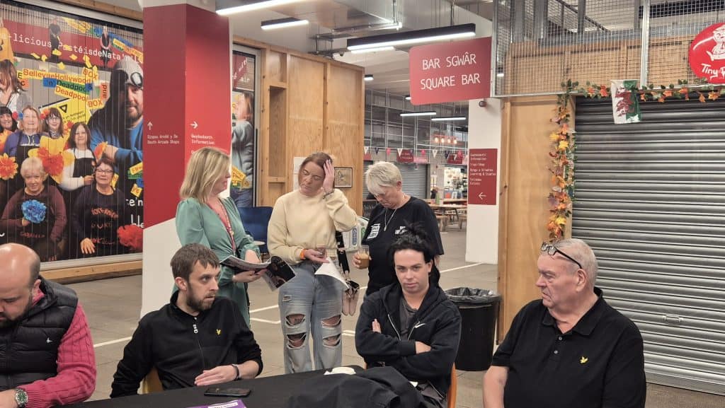 Lleoliadau Wrecsam yn dod at ei gilydd i gefnogi Siarter Diogelwch yn y Nos Wrecsam