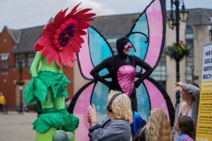 Gŵyl Ryngwladol Spirit Fest Paallam yn dychwelyd i Sgwâr y Frenhines Wrecsam