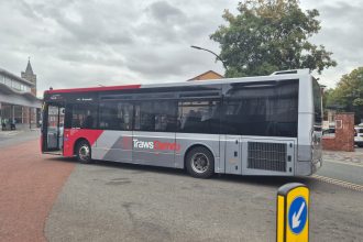 Cyfle i ddweud eich dweud ar ddyfodol gwasanaethau bysiau yn Wrecsam