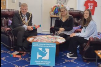 Mayor with Nightingale House Hospice team