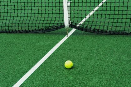 Tennis o'r radd flaenaf yn dychwelyd i Wrecsam ym mis Hydref